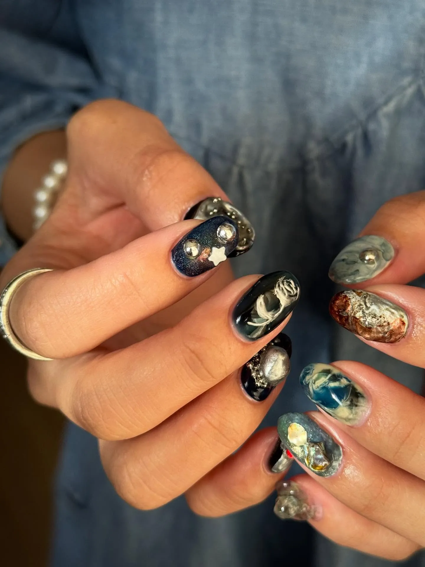 👠💃🦸🏿‍♀️🦈🪽🌊🏔️