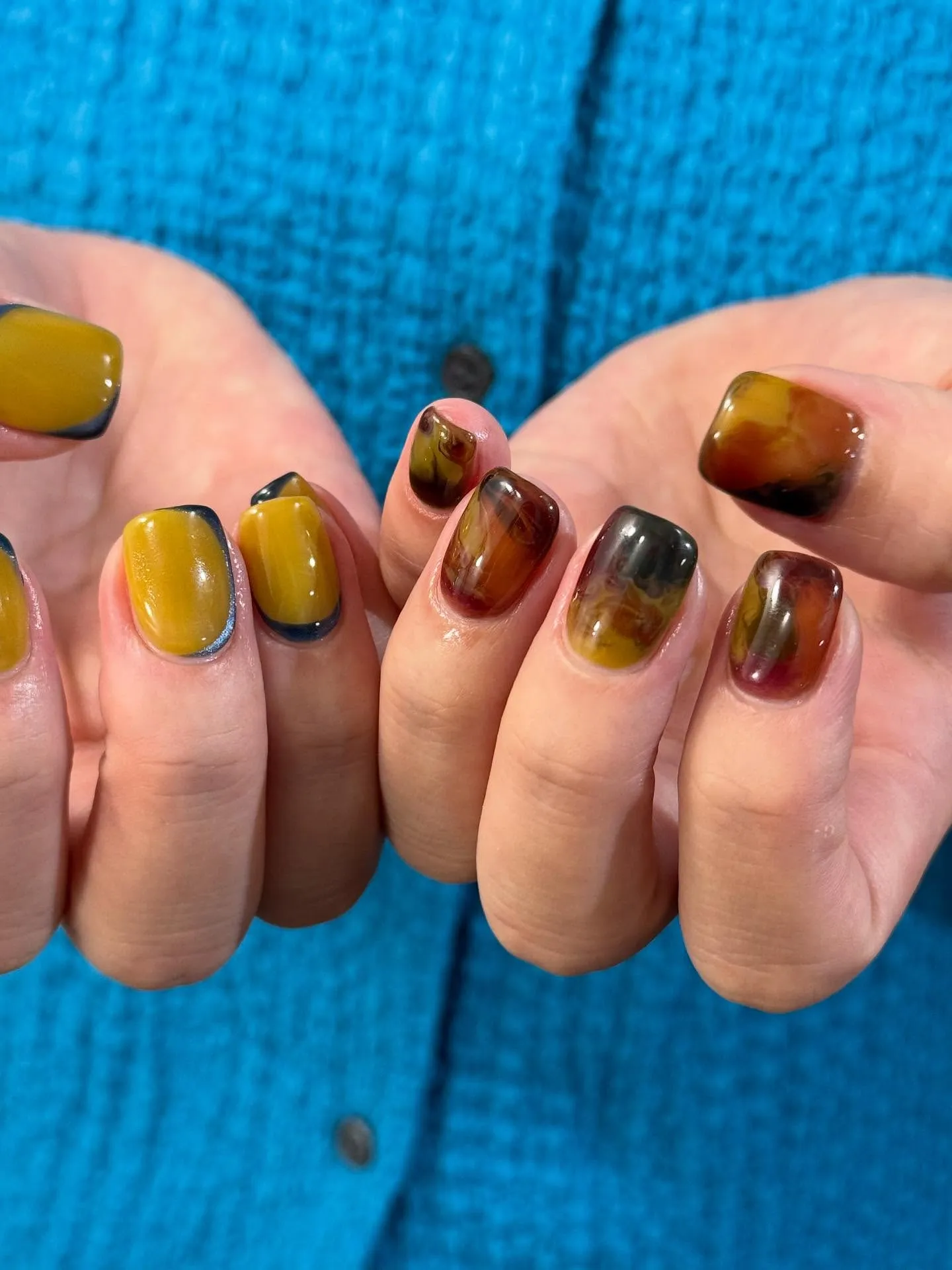 💙💛🍁🍂🍄🟫🥀